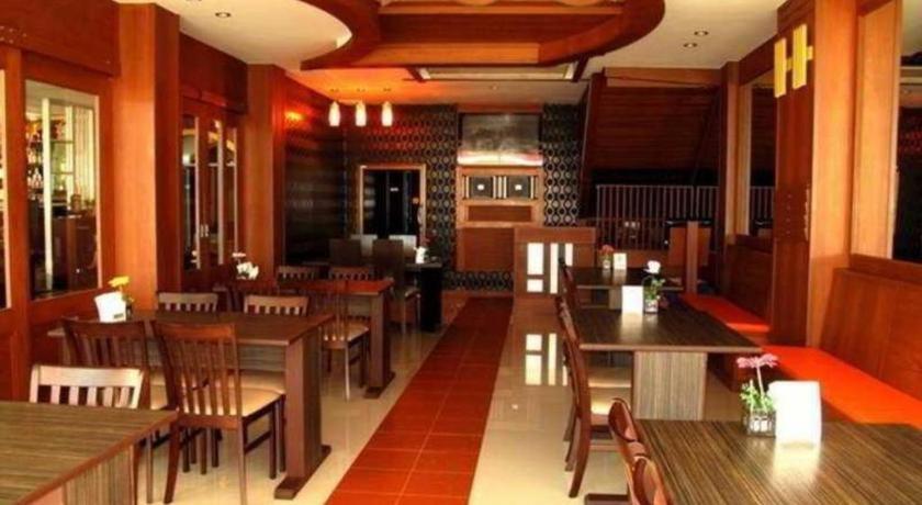 Triple Rund Place Hotel Patong Extérieur photo