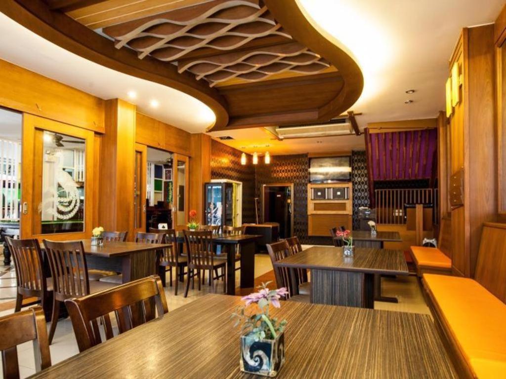 Triple Rund Place Hotel Patong Extérieur photo